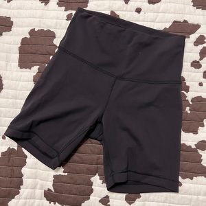 Lululemon Wunder Train Shorts